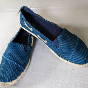 New Nautica women's flat espadrille loafer with turquoise upper and hemp trim